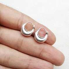 925 Sterling Silver Hoop Earring Pair Cut - Shape - Moon Stone Size -mm Earring Size - 15x13x6 mm QTY - 1 pair in this listing. Matching pair ( Sizes are close approximation ) Please write us if you are interested in buying these kind Pendants in wholesale . Silver Round Huggie Earrings Gift, Handmade Silver Round Huggie Earrings, Handmade Silver Huggie Earrings, Silver Crescent Hoop Earrings With Ear Wire, Silver Crescent Hoop Earrings Gift, Handmade Sterling Silver Round Huggie Earrings, Silver Hoop Earring, Rainbow Moonstone Ring, Ruby Necklace