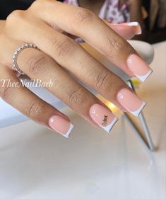 Short Acrylic Nails Tips, Trendy Short Acrylic Nails, French Tip Ideas, Acrylic Nails Tips, Bird Nail Art, Rainbow Feather, Drip Nails, Ombre Acrylic Nails