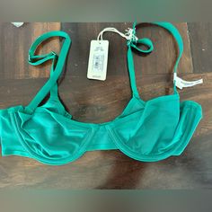 Smoothez By Aerie Balconette Nwt Underwire/Unlined Mesh Emerald Green Green Bra For Beach, Green Underwire Bra For Summer, Aerie Bras, Aerie Real, Adjustable Bra, Sheer Bra, Mesh Bra, Black Lace Bralette, Seamless Sports Bra