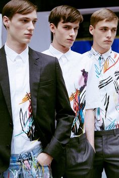 Dior Homme SS15 Mens collections, Dazed backstage Painterly Prints, Men In Suits, 2015 Trends, Fashion Articles, Mens Fashion Urban, Mens Fashion Fall, Mens Accessories Fashion, Men Looks