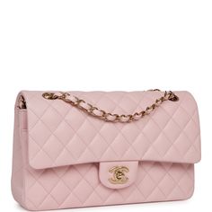 This Medium Classic Double Flap bag is in light pink caviar leather with light gold tone hardware and features a front flap with signature CC turnlock closure, half moon back pocket, and adjustable interwoven light gold tone chain link and light pink leather shoulder strap.The interior is lined in light pink leather with the "love letter" zipper compartment underneath the first flap, an "outer" slit pocket under the second flap, and an interior compartment with two open pockets separated by a "l Chanel Classic Medium, Chanel Box, Classic Flap Bag, Medium Handbags, Pink Chanel, Handbag Wallet, Bag Light, Wallet Accessories, Leather Silver