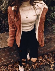 Denim Jacket Outfit Winter, Trendy Instagram Outfits, Winter Jacket Outfits, Denim Jacket Outfit, Stylish Winter Outfits, Trendy Fall Outfits, Outfit Inspiration Fall, Instagram Outfits, Summer Dress Outfits