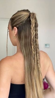 half up half down braided ponytail #hairstyle #halfuphalfdownhair #braidedupdohairstyles #frisurentrends Yo Do Hairstyles, Tropical Hairstyles, Rave Hairstyles, Hairstyles For All Hair Types, Concert Hairstyles, Rave Hair, Slicked Back Hair, Hair Stylies, Work Hairstyles