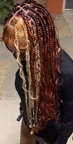 #follow #hairgoals #haircolor #braids #hairstyles #hair #blogging #blogger #blog #beautyblog First Day Hairstyles Black, Knotless Braids With Skunk Patch, Natural Hairstyles For Black Women With Braids, Dyed Box Braids, Cute Hairstyles With Weave, Copper And Blonde Braids, Angel Braids, Braids Ideas