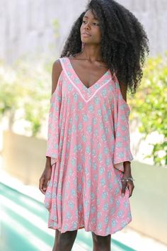 Oversize Cut Out Shoulder Kaftan Dress, Short Pink Caftan Dress, V Back Open Shoulder Hippie Ethnic Short Kaftan Dress, Moroccan Kaftan, Emo Dresses, Kaftan Maxi Dress, African Traditional Dresses, Moroccan Caftan, Maxi Robes, Caftan Dress, Open Back Dresses