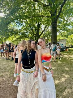 #festival #festivalfashion #festivaloutfit #coachella #govball #concert Osheaga Outfit 2024, Thrifted Festival Outfits, Hippie Music Festival Outfit, All Points East Festival Outfit, Festival Outfits Indie, Lost Village Festival Outfit, Hinterland Music Festival, Osheaga Outfit Music Festivals