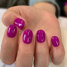 21 Super Cute Magenta Nails - Fashion Fusion Fun Magenta Gel Nails, Fushia Nail Color, Magenta Manicure, Magenta Nails, No Chip Nails, Nail Color Combos, Summer Gel Nails, Nails Fashion, Color Nails