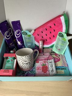 Excited to share the latest addition to my #etsy shop: Gift Box For Her | Birthday Gift | Self Care Kit | Pamper Gift | Spa Kit Box | Happy Birthday Gift Box | Best Friend Gift Box |Hot Chocolate Water Bottle With Fruit, Glowing Skin Cream, Birthday Gift Box For Her, Self Care Kit, Clay Face Mask, Pampering Gifts