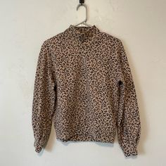 Abercrombie & Fitch Mockneck Sweatshirt Light Brown With Cheetah Print High Crewneck Neckline Soft Interior Size Xxs Brand New With Tags, Never Worn! Brown Stretch Top With Ribbed Cuffs, Collared Fall Loungewear Tops, Collared Loungewear Tops For Fall, Beige Turtleneck Top With Ribbed Collar, Casual Mock Neck Top For Fall, Beige Top With Ribbed Collar For Fall, Cotton Stand Collar Top For Fall, Cotton Tops With Stand Collar For Fall, Beige Turtleneck Top With Ribbed Cuffs