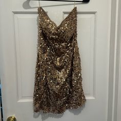 The 90s Holy Grail Nwt No Flaws Size Large Pet Friendly, Smoke Free Home Black Tube Dress, Sparkly Cocktail Dress, Black And Silver Dress, Strapless Party Dress, Cheetah Dress, Halter Top Dresses, Lace Strapless, Bodycon Dress Parties, Strapless Mini Dress