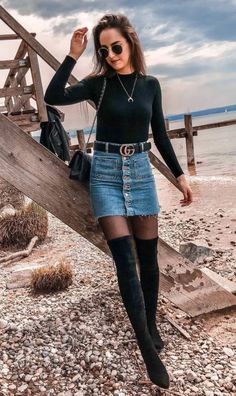 Jean Skirt Outfits, Rok Mini, 30 Outfits, Denim Skirt Outfits, Boating Outfit, Slim Sweater, Trendy Skirts, Skirts With Boots