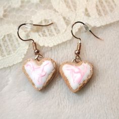 Handmade Pink Icing Sweet Valentine Sugar Cookie Baker Cookie Lover Earrings Brand New. Handmade Item Materials: Polymer Clay Or Clay Like Material, Stainless Steel Ear Wire Over Rose Tone, Rubber Push Back Penny Is Shown As A Size Reference Animalsholidays #Heart #Cookie Valentinesday Love Bakers Baker Baking Cookielover Cookiemonster Pinkhearts Valentine Sweet Sweetheart #Sugarcookie Earrings #Dessert Earrings, #Fakefood Earrings, Miniature Food, Polymer Clay Earrings, Bakers Gift, Fake Food J Dessert Earrings, Polymer Clay Food Earrings, Clay Valentine, Food Polymer Clay, Valentines Day Earrings, Lover Earrings, Valentine Sugar Cookies, Valentine Earrings, Pearl Pendant Earrings