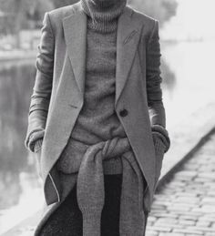 Turtleneck. Minimal Life, Fashion Gone Rouge, Cardigan Blazer, Outfit Women, Apartment Ideas, Inspiration Mode