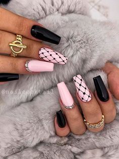 Almond Acrylic, Nail Vinyls, Colorful Nails, Acrylic Nails Coffin Pink, Pink Nail Designs, Pink Acrylic Nails