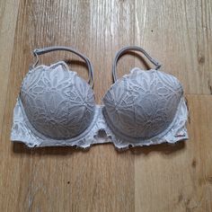 New Without Tags Pink Inside, White Floral Lace Outside. Bundle/Make Me An Offer! White Lace Push-up Bra, White Delicate Lace Push-up Bra, White Lined Lace Bra, White Lace Bra With Lined Body, Push Up Bra, Floral Lace, Women's Intimates, Victoria Secret Pink, Push Up