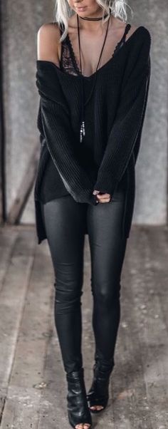 Look Grunge, Black Leather Pants, Gorgeous Clothes, All Black Outfit, Winter Mode, Looks Style, Mode Inspiration