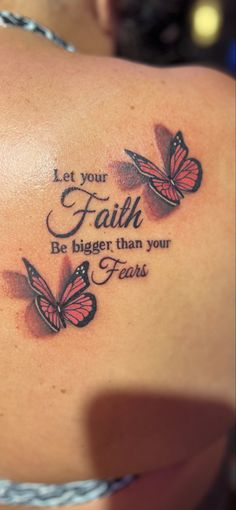 Love this tattoo Tattoo Ideas For My Grandmother, Grandmother And Granddaughter Tattoos, Matching Tattoos Grandma Granddaughter, Jesus Tattoos For Women, Grandma And Granddaughter Tattoos, Grandmother Tattoo Ideas, Grandmother Tattoo, Grandchildren Tattoos, Grandma Tattoos