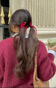 Braids To Hide Bangs, Bows On Hair, Half Up Hair With Ribbon, Red Riding Hood Hairstyles, Christmas Ribbon Hairstyles, Red Bow Outfit, Pe Hairstyles For School, Red Bow In Hair, Winter Hair Styles