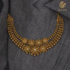 handcrafted kundan set From Azvavows Polki Diamond Jewellery, Gold Jewelry Outfits, Wedding Party Wear, Earrings Sets, Gold Necklace Indian, Handmade Gold Jewellery, Antique Bridal Jewelry