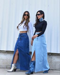 Long Denim Skirt Outfit, Skirt Outfit Fall, Outfit Botas, Jean Skirt Outfits, Trendy Outfit Ideas, Looks Country, Denim Skirt Outfits, Maxi Rok, Diy Vetement