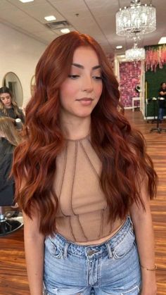 Our hair color is one of the physical attributes that make us different from one another. By changing its color, it also alters the way we look, according to how we prefer our looks to be Hair Facts, Natural Red Hair, Dark Red Hair, Long Red Hair, Auburn Hair