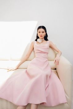 Evelyn A-line Strappy Cotton Midi Dress | MEAN BLVD Chic Pink Evening Dress For Banquet, Pink A-line Midi Dress For Evening, Chic Pink Dresses For Banquet, Chic Pink Dresses For Banquets, College Wardrobe, Flower Midi Dress, Strappy Midi Dress, Cotton Midi Dress, Looks Chic