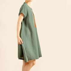 Bea-green plus Size XL otton sundress linen dressThis dress is made of cotton linen fabric, soft and breathy, suitable for summer, so loose dresses to make you comfortable all the time.Measurement: Size M Length:92cm//36.2" Bust:114cm//44.9" Waist:140cm//55.1" Hem:cm//0" Shoulder:39cm//15.4" Sleeve:13cm//5.1" Sleeve Cir:82cm//32.3" Hem:400cm//157.5" Size L Length:93cm//36.6" Bust:118cm//46.5" Waist:144cm//56.7" Hem:cm//0" Shoulder:40cm//15.7" Sleeve:14cm//5.5" Sleeve Cir:84cm//33.1" Hem:404cm//1 Summer Linen Dress In Solid Color, Summer Vacation Linen Dress In Solid Color, Bohemian Solid Color Linen Dress For Summer, Summer Bohemian Solid Color Linen Dress, Bohemian Solid Color Linen Summer Dress, Green Solid Color Summer Dress, Spring Vacation Lagenlook Linen Dress, Cotton Solid Color Midi Dress For Beach, Beach Cotton Midi Dress In Solid Color