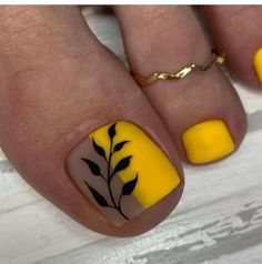 Chic Pedicure, Pedicure Trends, Best Toe Nail Color