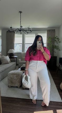 5 Best Plus Size Airport Outfits You Should Try | Chic & Aesthetic Plus Size Airport Outfits | Airport Outfits for Summer, Winter, Spring, Fall, Autumn, Travel Outfits Plus Size Ootd Ideas, Outfit Inspo Curvy Casual, Curvy Pants Outfit, Plus Size White Pants Outfit, Plus Size Simple Outfits, Outfit Curvy Elegante, Linen Pants Outfit Plus Size, Plus Size Linen Pants Outfit, Plus Size Casual Summer Outfits