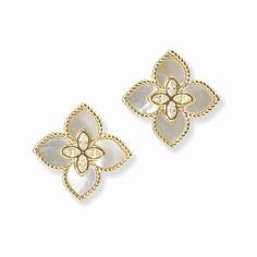 Experience timeless elegance with our Gold/Mother of Pearl Floral Clover Stud Earrings. Crafted from high-quality precious metals and adorned with stunning mother of pearl, these earrings are a must-have for any jewelry lover. Amplify any outfit with their delicate floral design and exude confidence and sophistication. Elegant Gold Mother Of Pearl Earrings, Elegant Yellow Gold Mother Of Pearl Earrings, Elegant Clip-on Flower-shaped Earrings, Elegant Clip-on Flower Shaped Earrings, Elegant Mother Of Pearl Jewelry For Anniversary, Classic Gold Mother Of Pearl Earrings, Elegant Mother Of Pearl Earrings, Elegant Mother Of Pearl Earrings For Anniversary, Classic Mother Of Pearl Gold Earrings