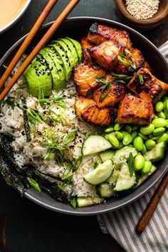 Panda Food, Food To Gain Muscle, Salmon Rice, Salmon Rice Bowl, Diner Recept, Salmon And Rice, Easy Salmon, Healthy Bowls