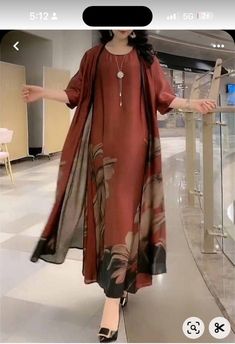 Fancy Suit, Mode Abaya, Modest Dresses Casual, Sleeves Designs For Dresses, Simple Pakistani Dresses, Abaya Designs, Designer Dresses Casual, Boutique Dress Designs