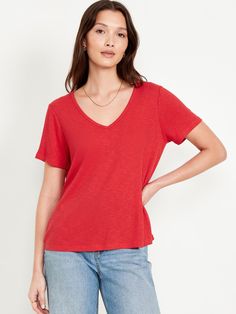 v-neck short sleeves relaxed fit hits below waist models are approx.  5'9" and wear sizes s (4), l (12), and xl (18)machine wash according to the care instruction label Old Navy Women, Knitted Tshirt, Big And Tall, Petite Size, Womens Clothing Tops, Old Navy, Casual Fashion, Casual Outfits, Short Sleeves