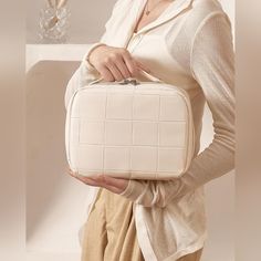 Travel Makeup Bag,Large Capacity Cosmetic Bags For Women,Waterproof Portable Pouch Open Flat Toiletry Bag Make Up Organizer With Divider And Handle. Makeup Travel Bag, Travel Makeup Bag, White Makeup, Make Up Organiser, Makeup Travel, Makeup Bags Travel, Travel Makeup, Cosmetic Bags, Toiletry Bag