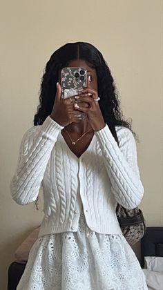 Soft Girl Black Women, Hyperfeminine Black Women, Soft Girl Era Black Women, Soft Girl Aesthetic Black Women, Black Feminine Outfit, Soft Girl Aesthetic Outfit, Curly Hair Wigs, Buy Wigs, Human Hair Lace Front Wigs