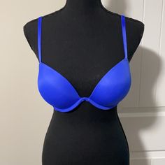 Victoria’s Secret Bra Victoria's Secret Stretch Blue Bra, Fitted Blue Bra With Padded Cups, Fitted Blue Bra With Lined Body, Summer Push-up Bra In Blue, Fitted Padded Blue Bra, Victoria's Secret Blue Summer Bra, Blue Fitted Push-up Bra, Fitted Blue Push-up Bra, Blue Seamless Push-up Bra