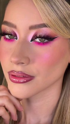 Pink Glam Eyeshadow, Pink Party Makeup Look, Powerpuff Makeup, Makeup Collage, Makeup Rose, Circus Makeup, Party Makeup Looks, Princess Makeup, Shimmer Makeup