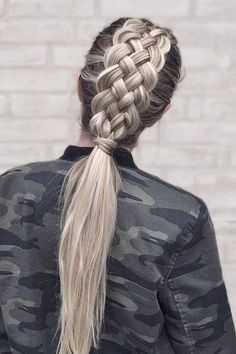 This looks complicated, but oh so cool Hair Hacks, Hair Looks, Hair Goals, Hair Trends