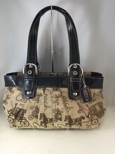 Y2k Coach Bag, Y2k Bags, Vintage Coach Bags, Horse Carriage, Pretty Bags, Black Horse, Cute Purses, Coach Purse, Coach Swagger Bag