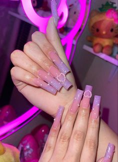 Bad And Boujee Nails Acrylic, Press On Nail Designs, Nail Art 2023, Nails 2023 Trends, Glitter French Nails, Purple Glitter Nails, Creative Nail Art, Color For Nails, Nails Yellow