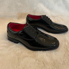 Brand New Without Tags - Bruno Marc Men's Shiny Black Faux Patent Leather Oxford Dress Shoes. Perfect For Any Formal Occasion. The Lace-Up Closure Provides A Comfortable And Secure Fit, While The Solid Pattern And Shiny Theme Give A Classic And Elegant Touch To Any Outfit. These Dress Shoes Are Perfect For Those Who Want To Look Their Best Without Sacrificing Comfort. The Red Interior Adds A Touch Of Class. Dress Up Your Casual Jeans Or Wear With Formal Attire. Elegant Formal Winter Dress Shoes, Black Plain Toe Dress Shoes For Party, Red Fitted Dress Shoes For Party, Plain Toe Dress Shoes With Red Sole For Party, Party Dress Shoes With Red Sole And Plain Toe, Fitted Dress Shoes With Red Sole For Party, Party Dress Shoes With Red Sole, Fitted Party Dress Shoes With Red Sole, Fitted Plain Toe Dress Shoes For Party