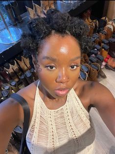 Hairstyles For Medium 4c Natural Hair, Mini Puffs Natural Hair, Creative 4c Hairstyles, 4 C Natural Hairstyles, Bantu Knots Parting, 4c Bantu Knots, Short Black Hairstyles Natural Hair, Bantu Knot Out Natural Hair Short 4c, Mini Afro Hairstyles 4c