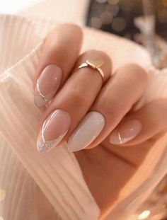 Free Returns ✓ Free Shipping✓. 24pcs Long Almond Shape Simple Stripe Design Artificial Nails + 1pc Nail File + 1pc Jelly Gel Press On Nails Nail Supplies- Press On False Nails at SHEIN. #simplenaildesigns Ongles Beiges, White Nail Designs, Bride Nails, Bridal Nails, Prom Nails, Nail Arts, Artificial Nails, Nail Accessories