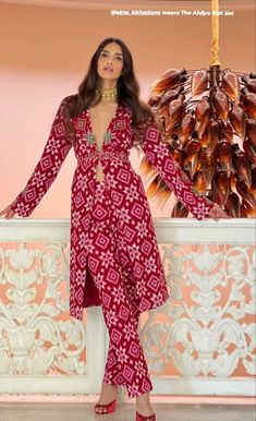 Fashion 2023 Indian, Fusion Wear Indian Casual, Fashion Attire Outfit Ideas, Indian Cord Set For Women, Ethnic Shirts Women, Traditional Coord Sets, I Do Western Outfits For Women Indian, Elevated Basics Style Summer, Indo Western Coord Sets