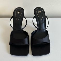 Zara Square Toe Mule Sandals. Size Us 9. New Without Tags. Never Worn. Perfect For All Seasons. Mule Sandals, Zara Shoes, Zara Black, Mule, All Seasons, Shoes Women Heels, Shoes Heels, Zara, Women Shoes