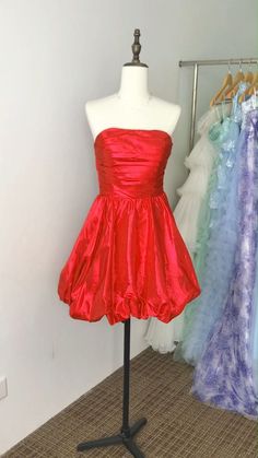 Cute Red A-Line Short Cocktail Dress Fitted Bodice Taffeta Evening Dress For Party, Strapless A-line Dress For Gala And Prom Season, Formal Strapless A-line Dress With Ruched Bodice, Strapless Taffeta Dress With Pleated Bodice And Sweetheart Neckline, Satin A-line Strapless Dress For Party, Formal Strapless Taffeta Dress With Fitted Bodice, Formal Strapless Dress With Fitted Bodice In Taffeta, Cocktail Taffeta Dress For Prom Season, Cocktail Dress With Sweetheart Neckline In Taffeta