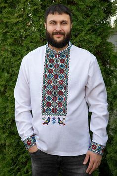 Check out Men’s white Linen Shirt "Birds" Traditional Ukrainian Vyshyvanka Embroidery, the latest item I added on eBay! #eBay #eBaySeller Ukrainian Vyshyvanka, European Outfit, White Linen Shirt, T Shirt Picture, Abstract Art Print, Art Abstrait, Embroidered Shirt, Print Shirt, White Linen