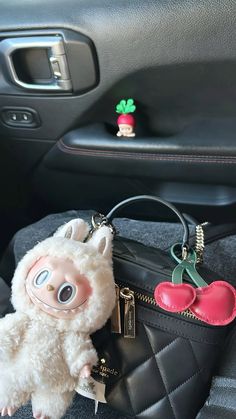 Labubu,keychains,handbags,charms,trending,keychaintrend,cherrykeychain,sonnyangels,trending,labubu,bags,tinybag,blackblack,car,instagram story,fall,love,ootd,labubu,popmart Labubu Aesthetic, Car Instagram Story, Labubu Keychain, Xoxo Jewelry, Fall Love, Pop Mart, Women's Bags By Style, Dream Gift