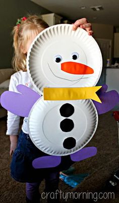 Cute paper plate snowman craft for kids Paper Plate Snowman, Snowman Crafts Diy, Snowman Craft, Christmas Crafts For Toddlers, Cute Paper, Winter Crafts For Kids