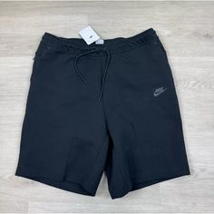 Final Price Drop! Price Is Firm! Up For Sale Is A Pair Of 100% Authentic Nike Sportswear Tech Fleece Shorts Men's Black/Black Size Xxl. These Now Cost $95 At Nike Sporty Fleece Sports Shorts, Sporty Fleece Shorts For Sports, Black Athletic Shorts For Loungewear, Black Casual Sportswear Athletic Shorts, Black Jogging Shorts With Pockets, Sporty Black Fleece Bottoms, Black Cotton Shorts For Jogging, Black Cotton Jogging Shorts, Black Fleece Sports Bottoms